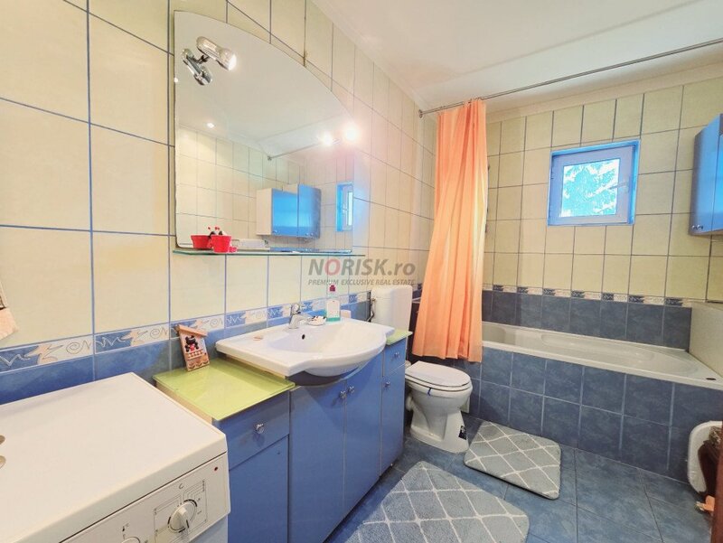 Dobroesti  Vila spatioasa S+P+1E+M  8 camere 800 mp teren